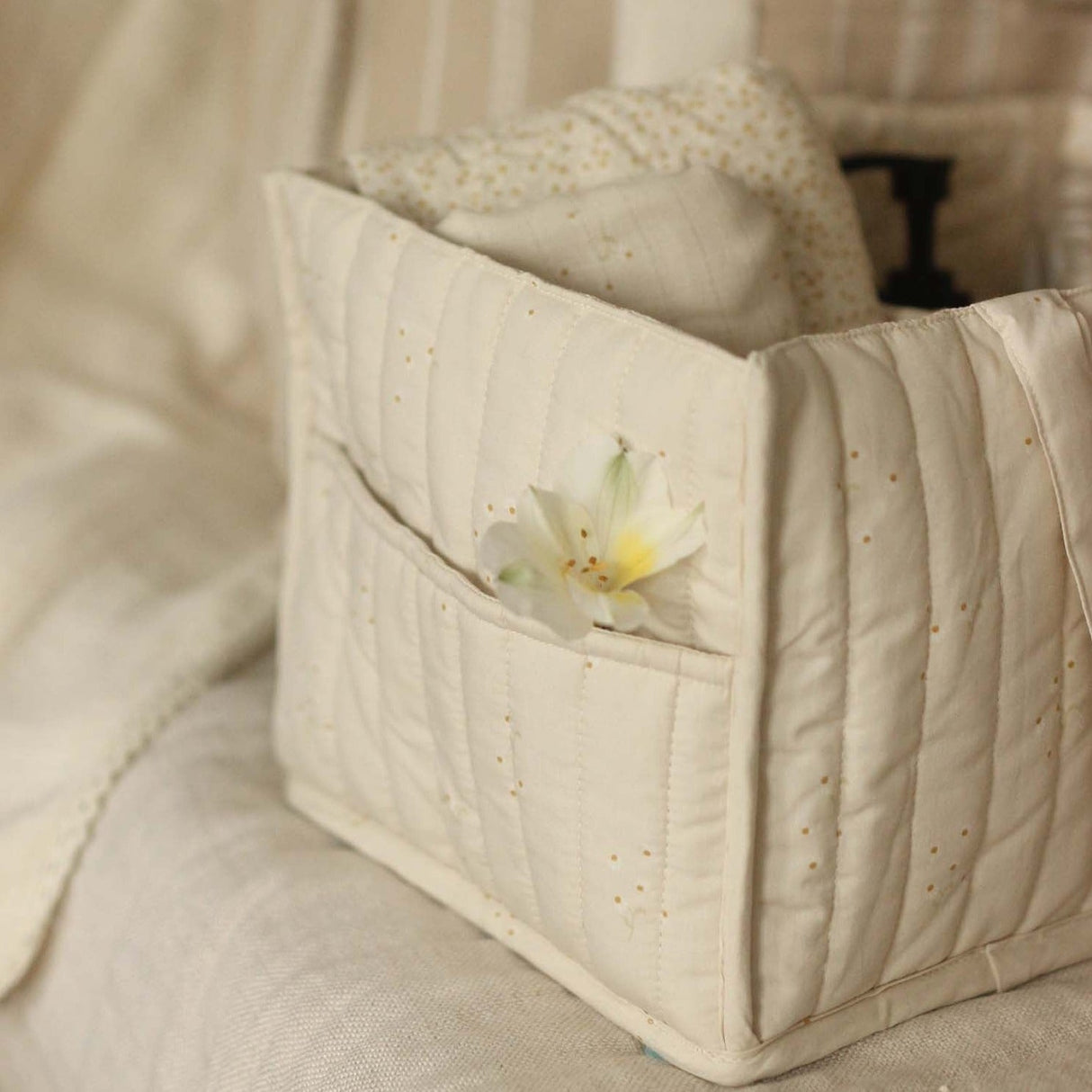 Nappy Caddy - Wild Chamomile