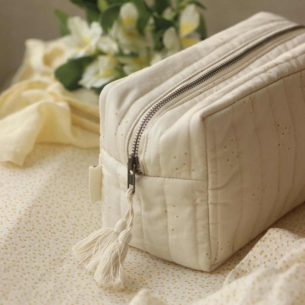 Wash Bag - Wild Chamomile