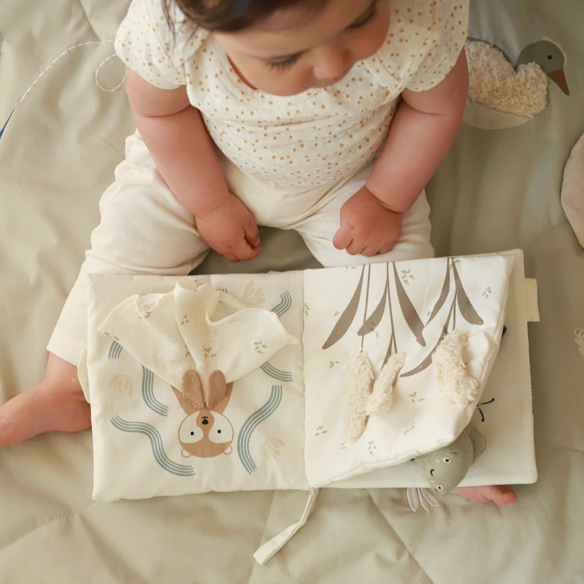 Baby Fabric Book - Tales of the Riverbank