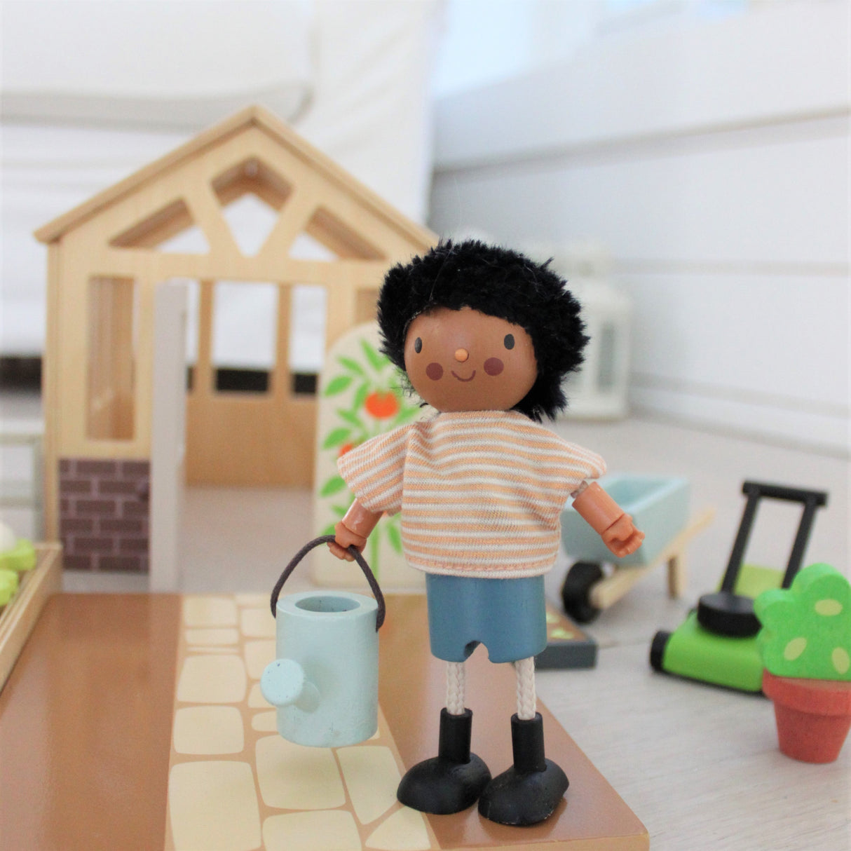 Greenhouse and Garden Set