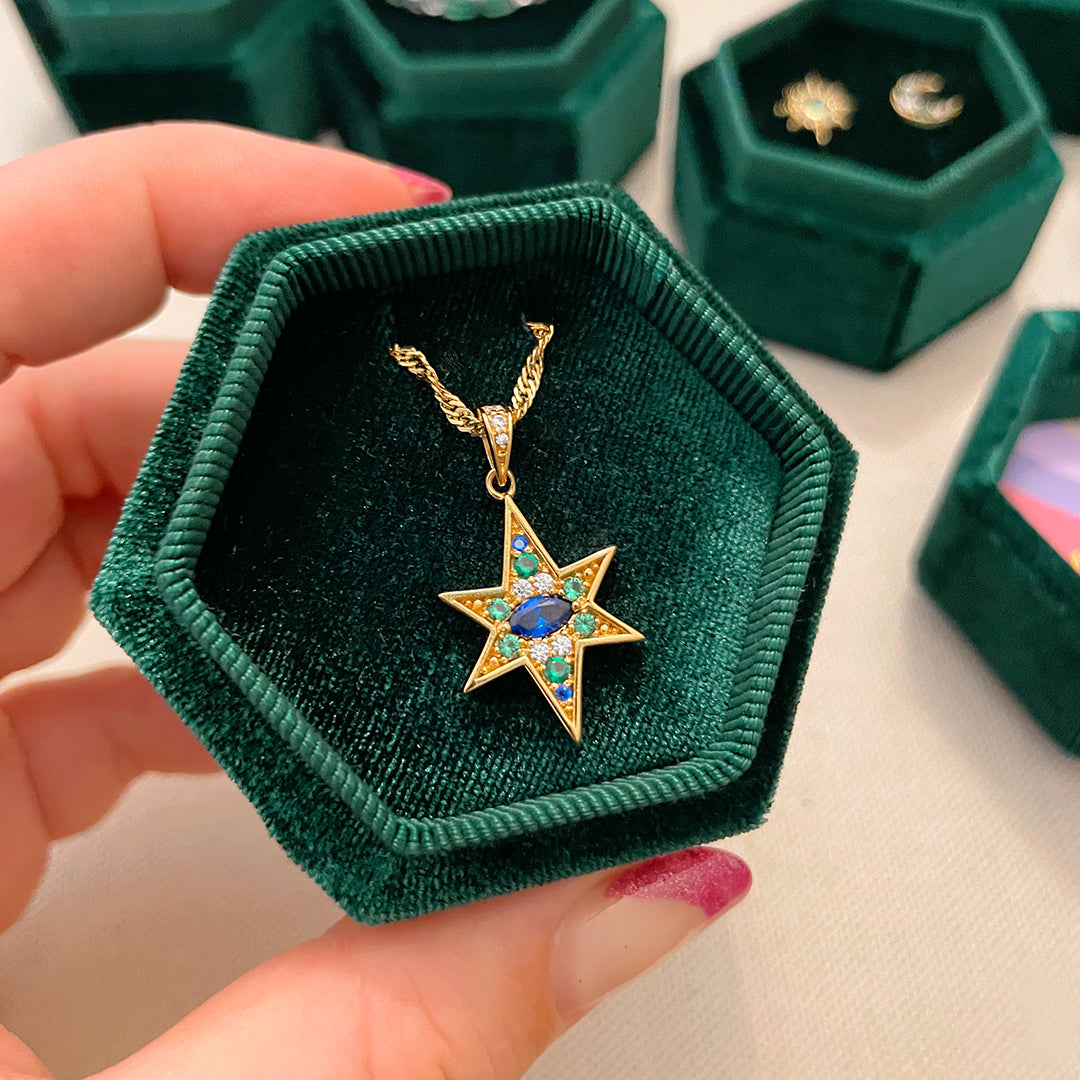 Nova North Star Pendant Necklace Gold