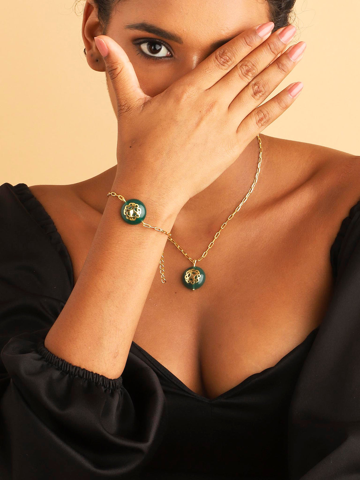 Melange Green Onyx Necklace Bracelet Combo