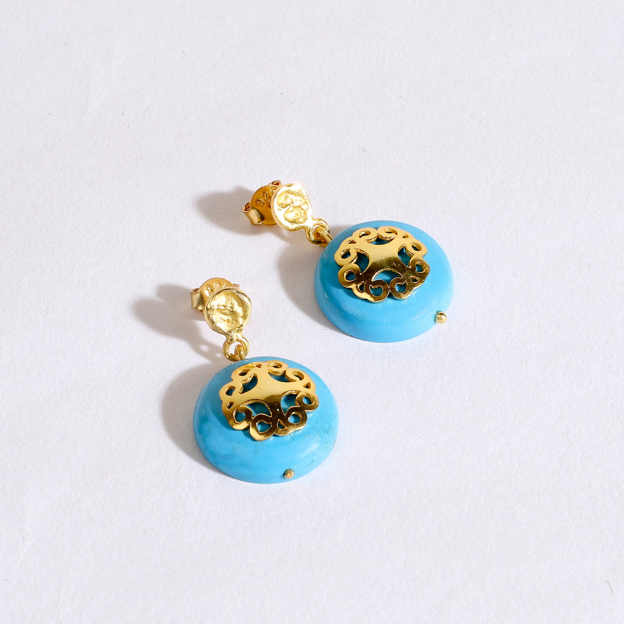 Turquoise Earring With Filigree Melange