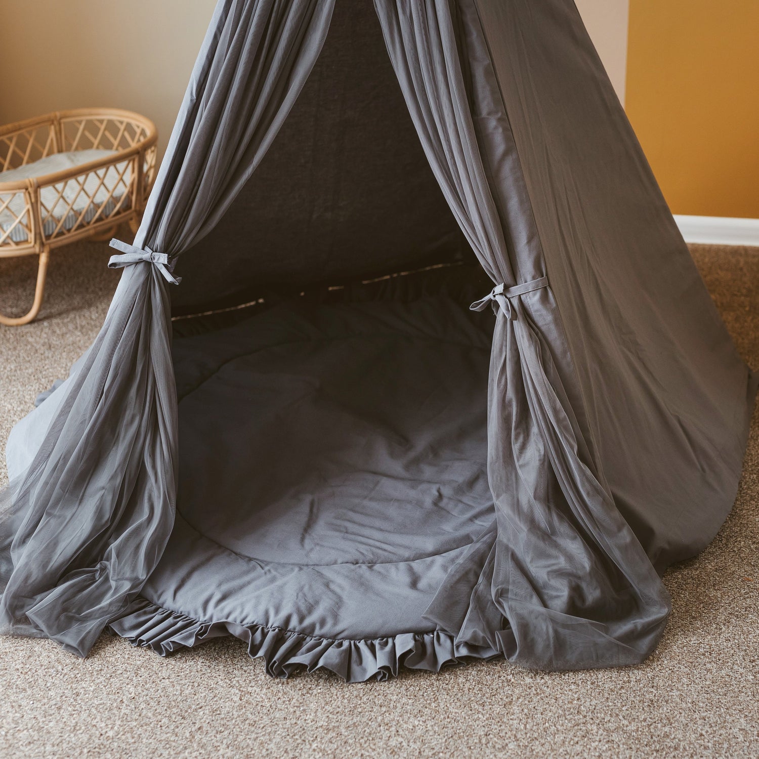 MINICAMP Kids Playmat with Ruffled Border in Grey