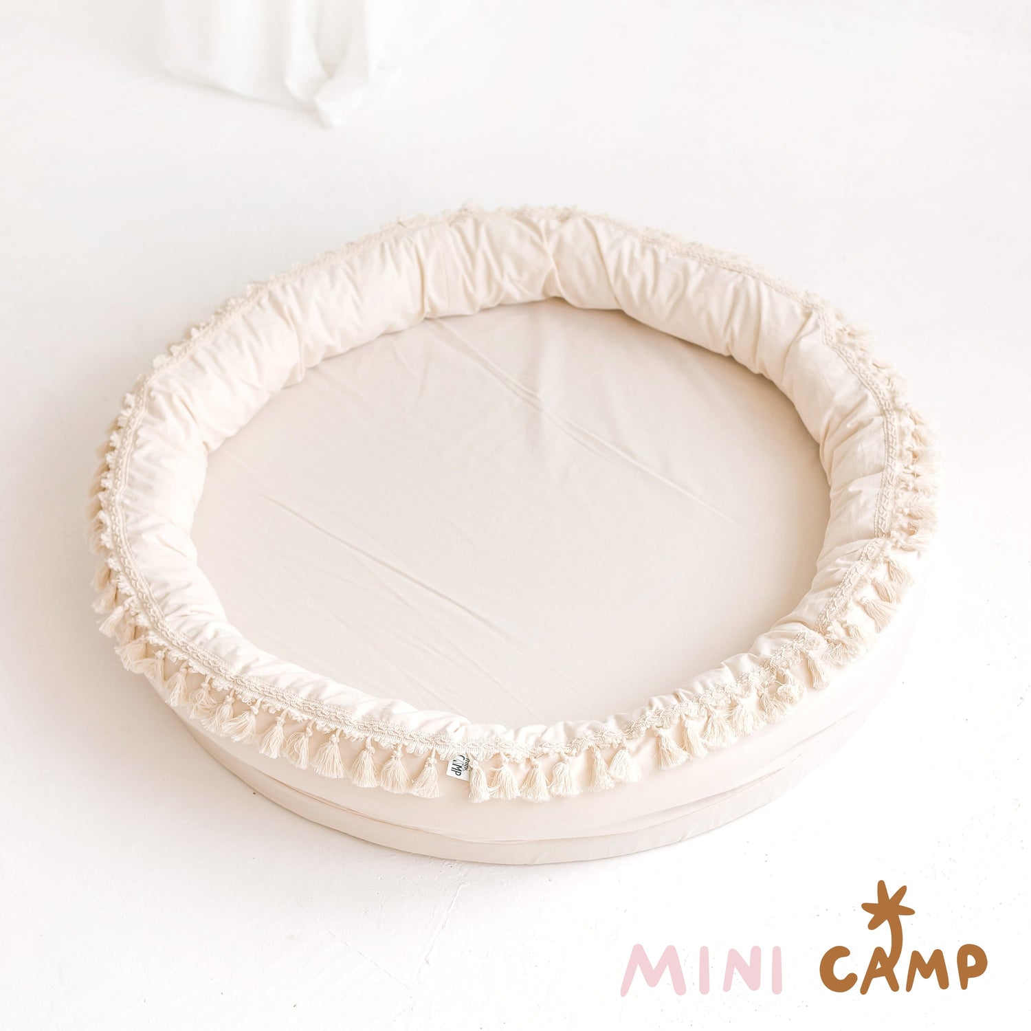 MINICAMP Large Round Nest Play Mat & Kids Lounger in Ecru