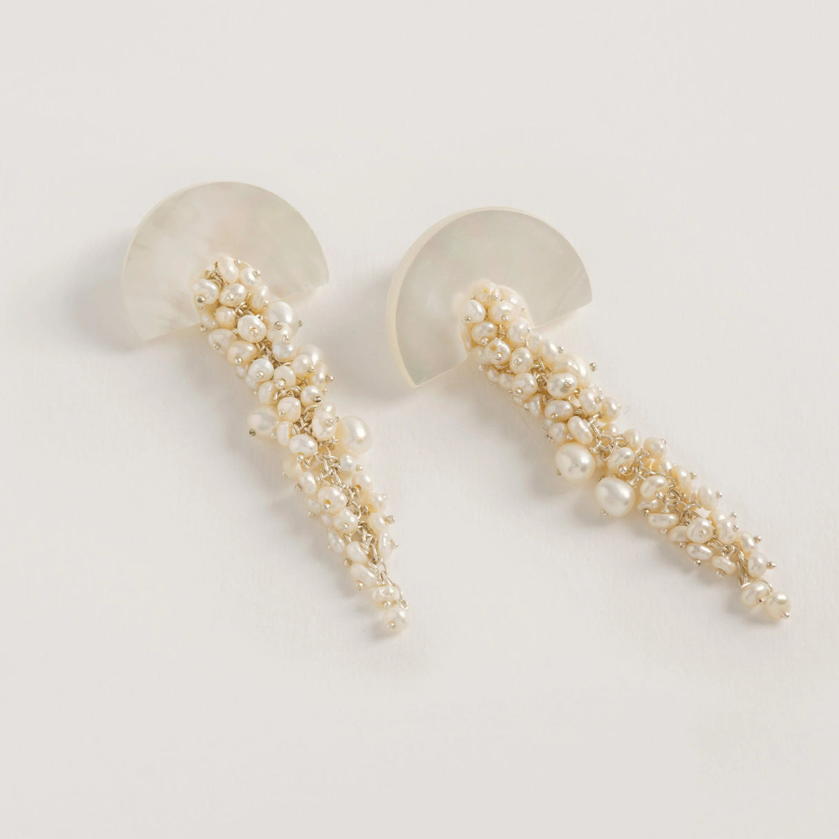 Hakuro Silver Mother of Pearl and Pearl Long Drops