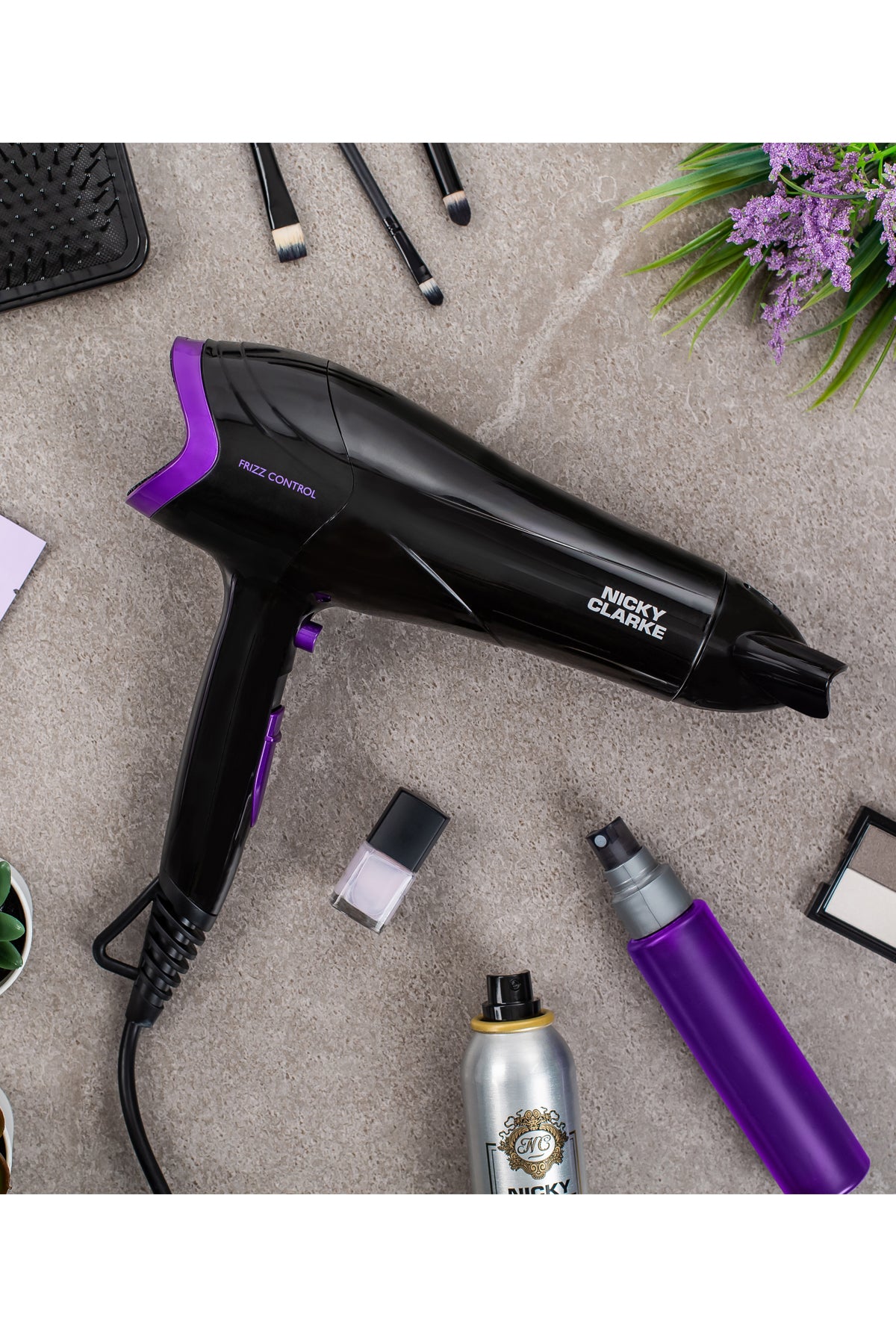 Nicky Clarke Frizz Control Hair Dryer