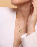 Flower Necklace Mother of Pearl