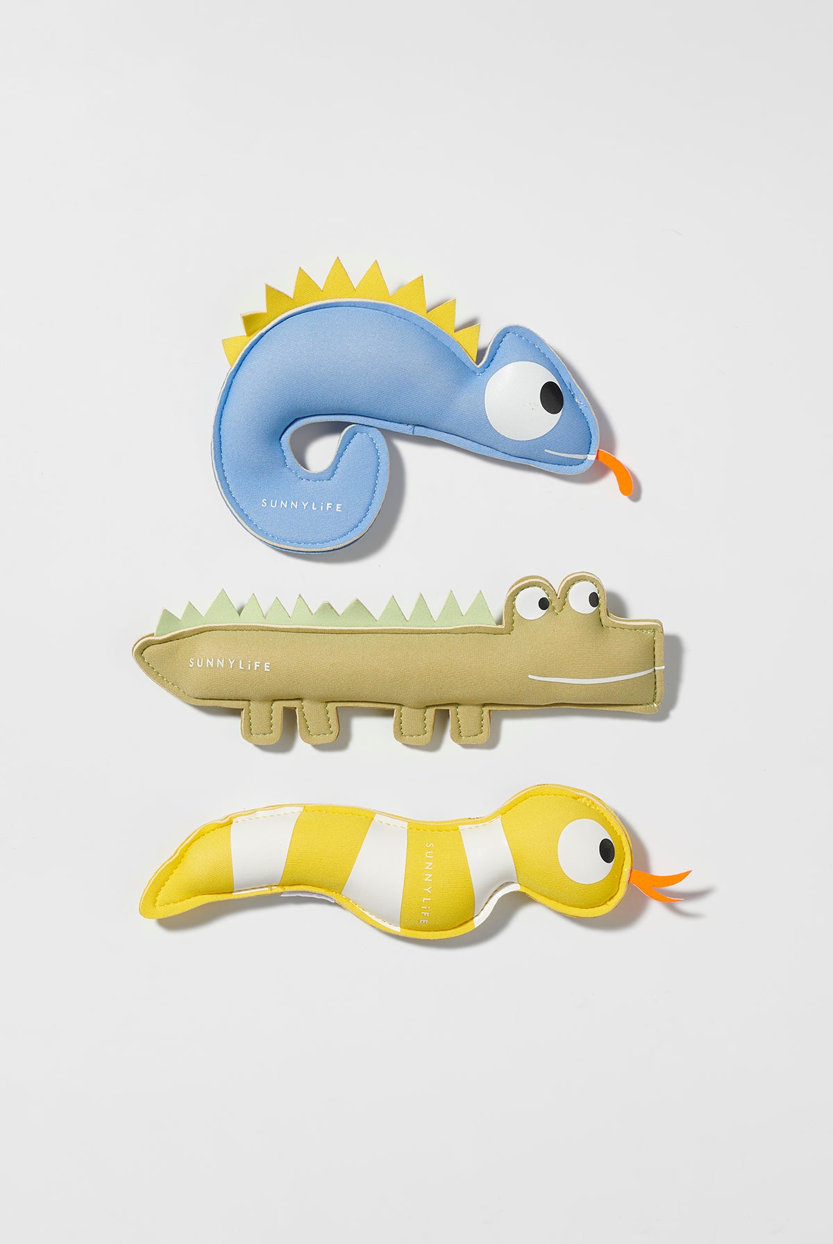 <p>Sunnylife Dive Buddies Into the Wild Multi Set of 3</p> <h3></h3>