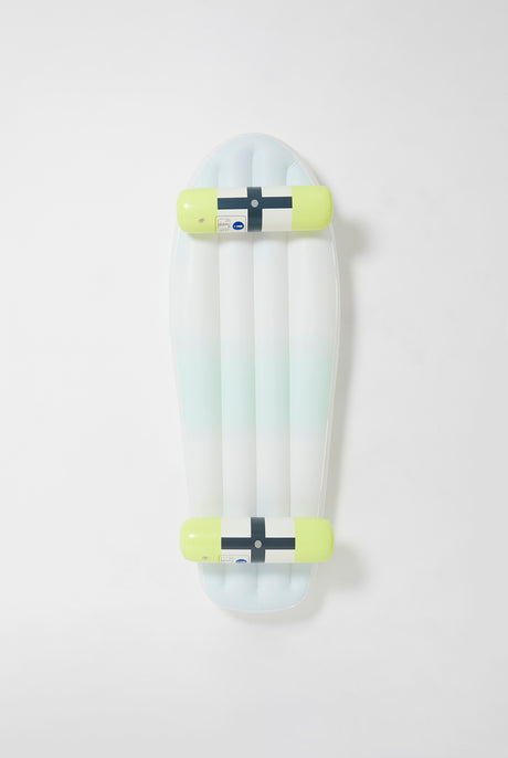 <p>Sunnylife Kids Skateboard Float The Sea Kids Blue-Lime</p> <h3></h3>