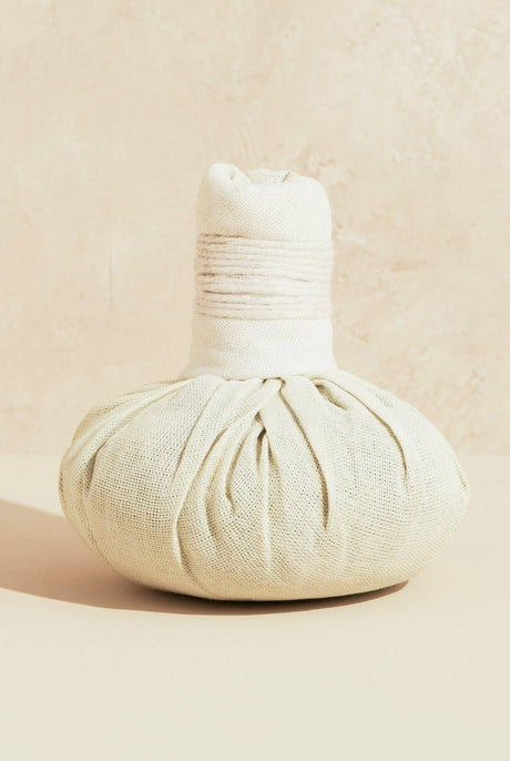 SELF-HEATING HEALING HERBAL COMPRESS