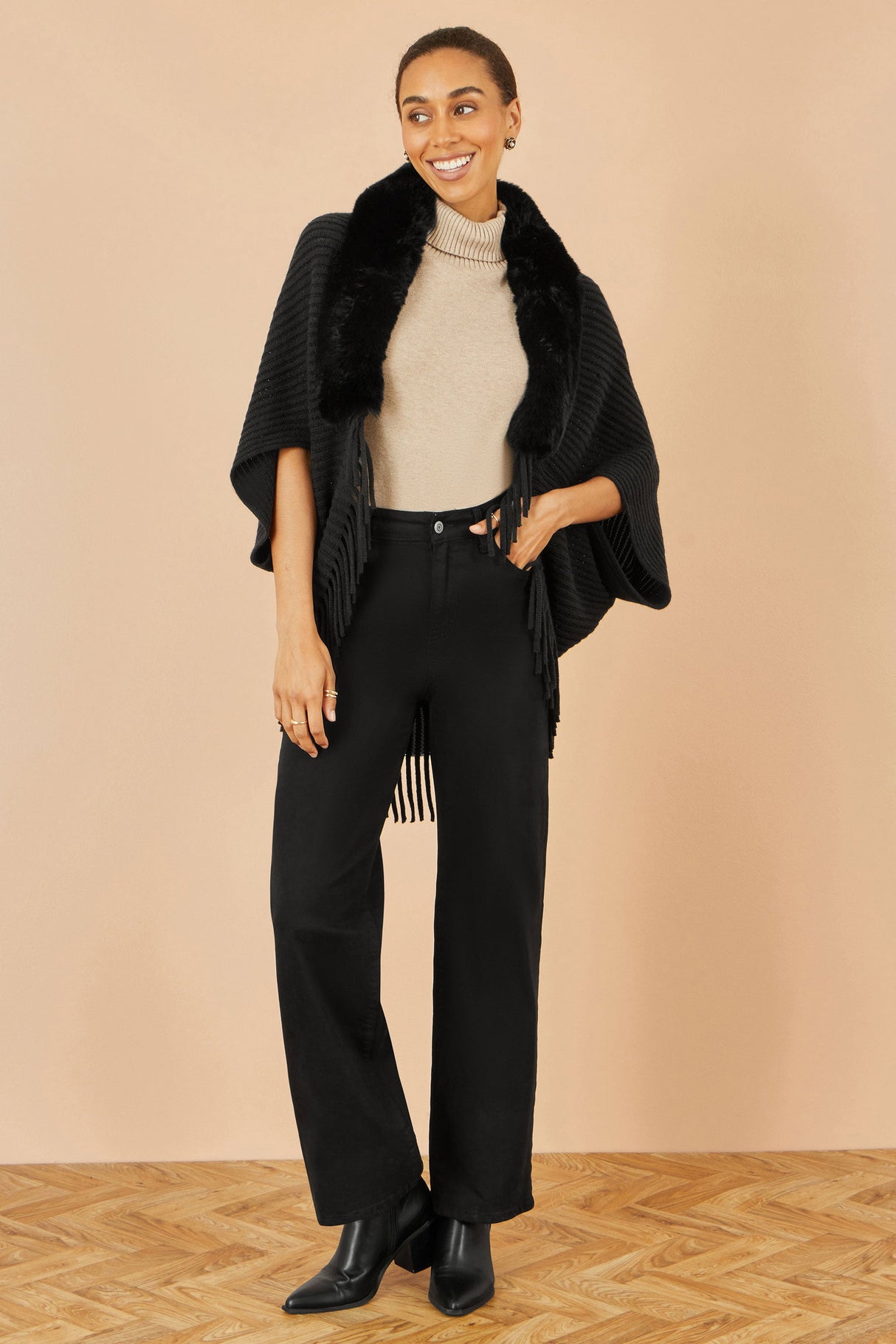 Yumi Black Fur Collar Shrug With Tassel Hem