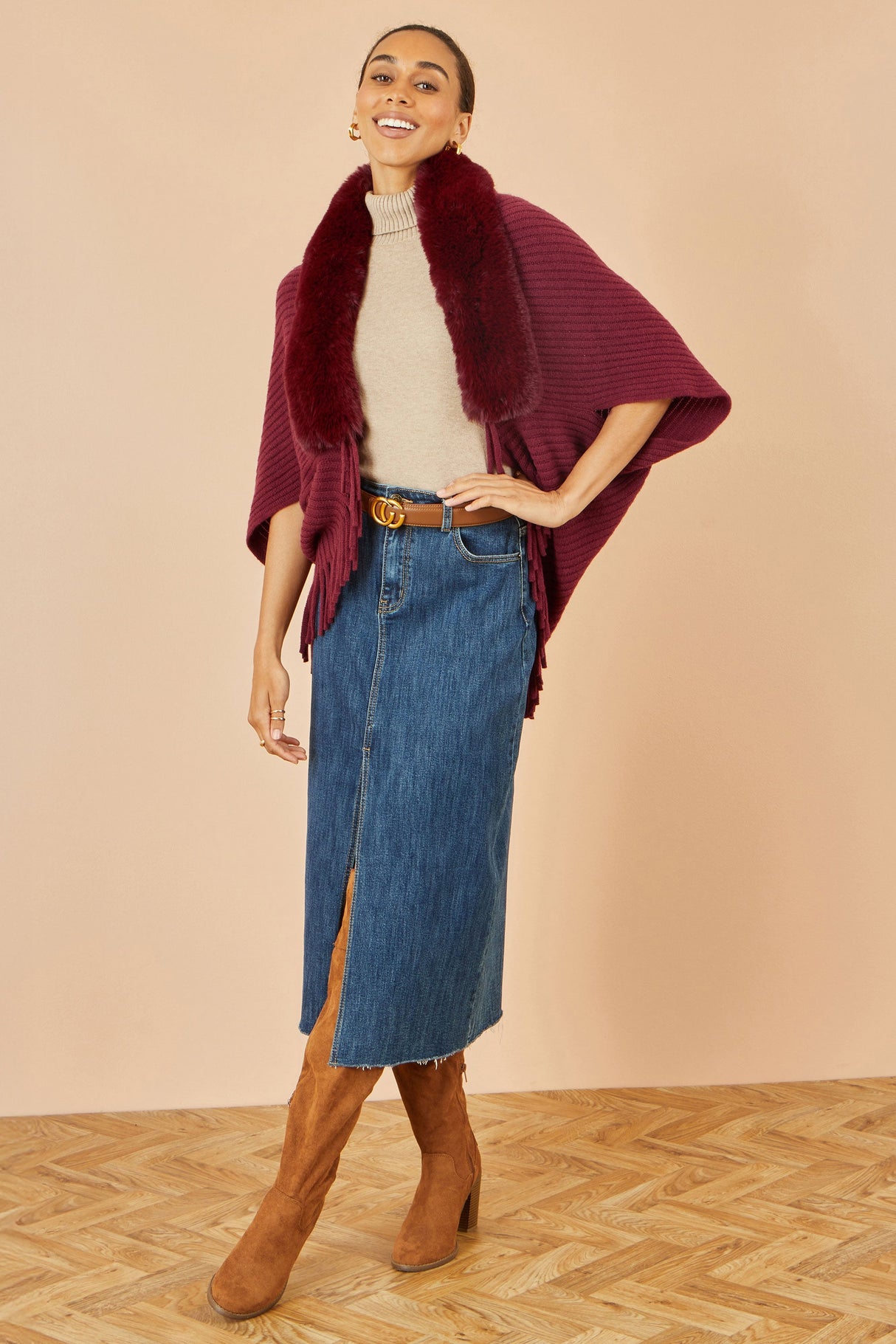Yumi Burgundy Fur Collar Shrug With Tassel Hem