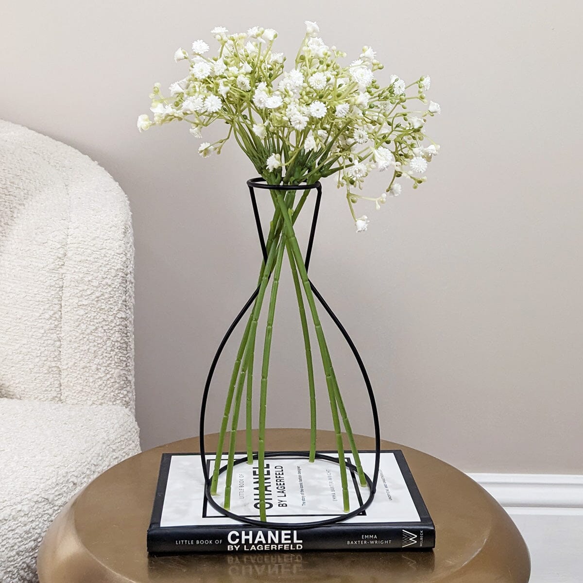 Contour Black Silhouette Wire Vase