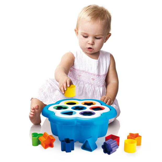 Quercetti Daisy Shape Sorter Bucket