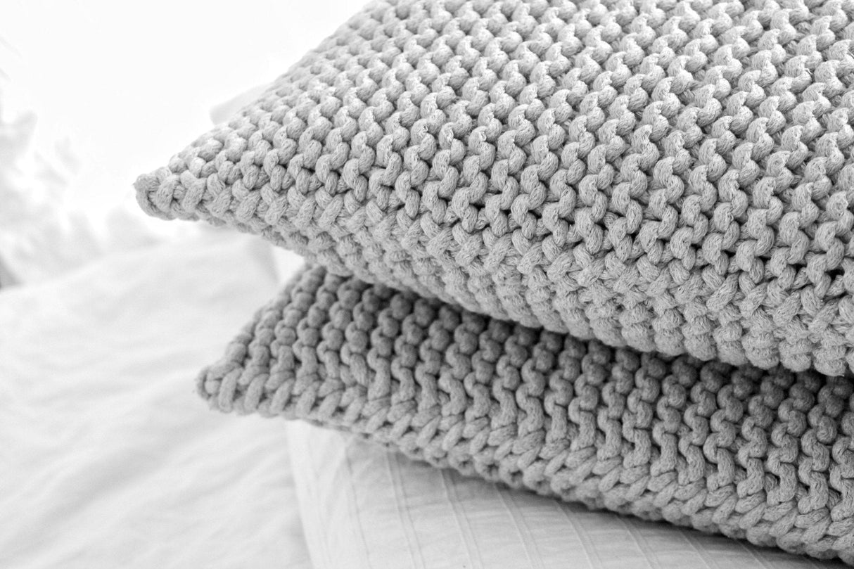 Knitted Cushion | LIGHT GREY