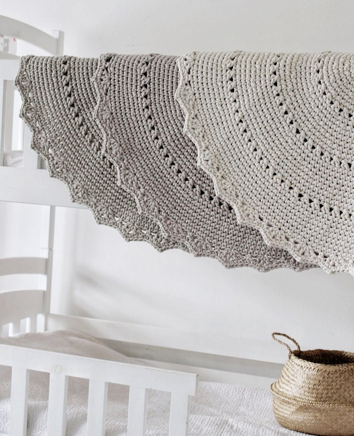 Crochet Rug MANDALA | OATMEAL