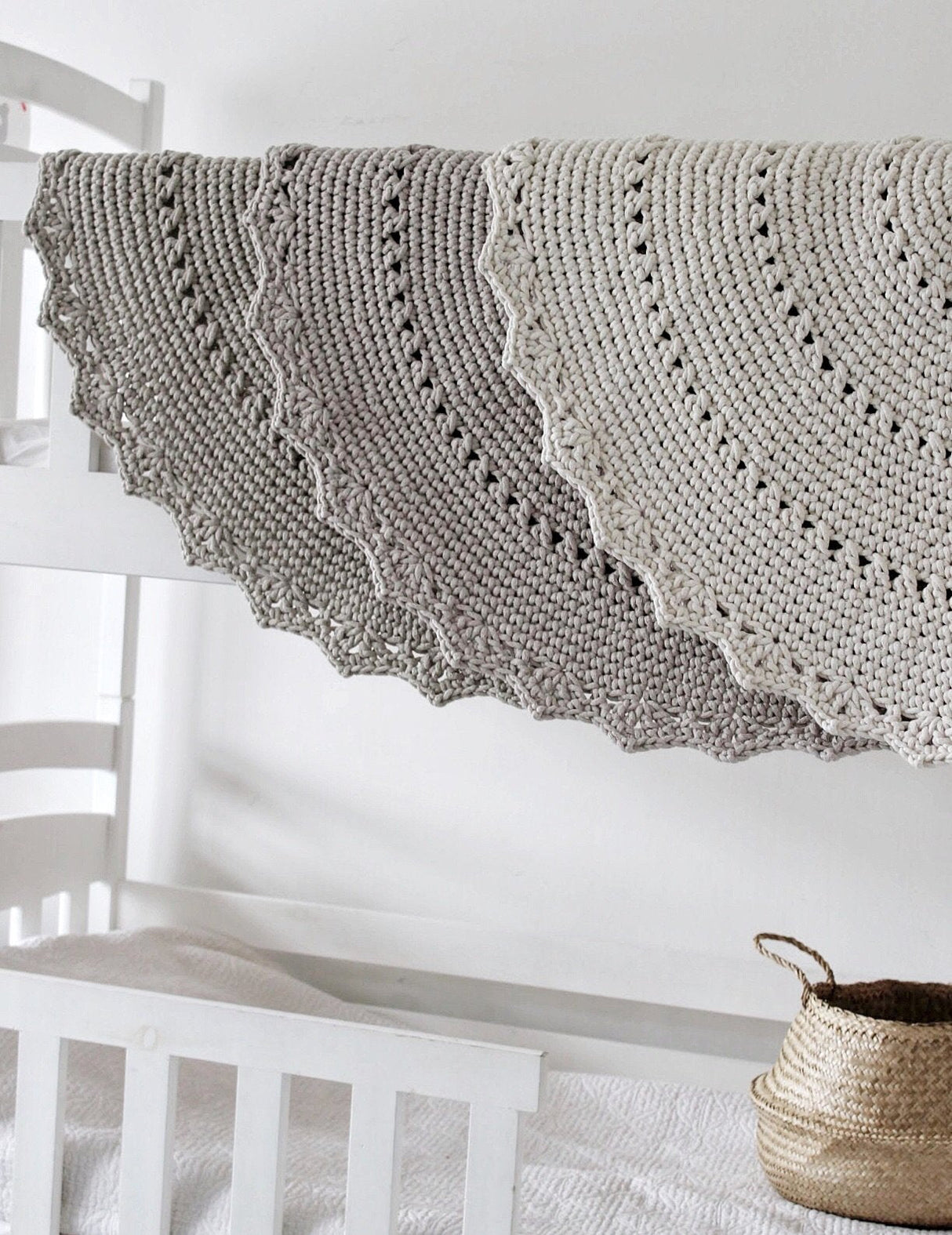 Crochet Rug MANDALA | OATMEAL