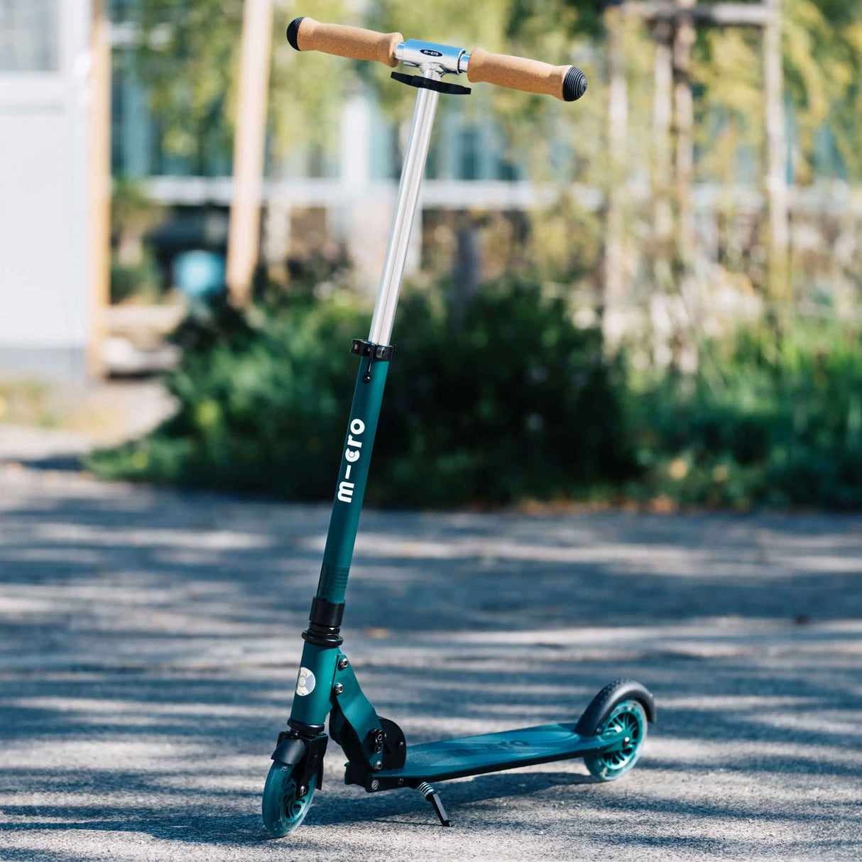 Micro Scooters Micro Sprite LED Two Tone: Green