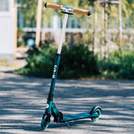 Micro Scooters Micro Sprite LED Two Tone: Green