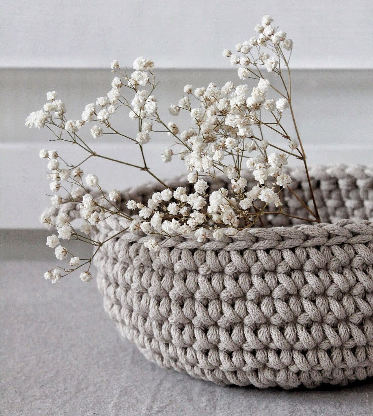 Crochet Flat Basket, Small | BEIGE