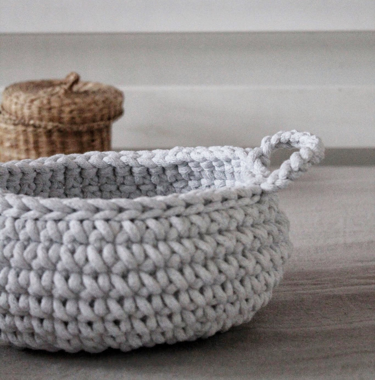 Crochet Flat Basket, Small | LIGHT GREY