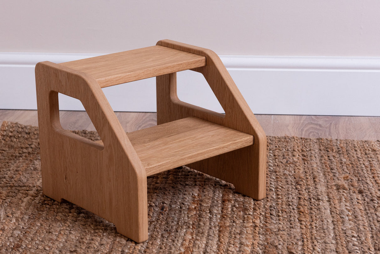 The Nestie Kids Step Stool - Solid Oak