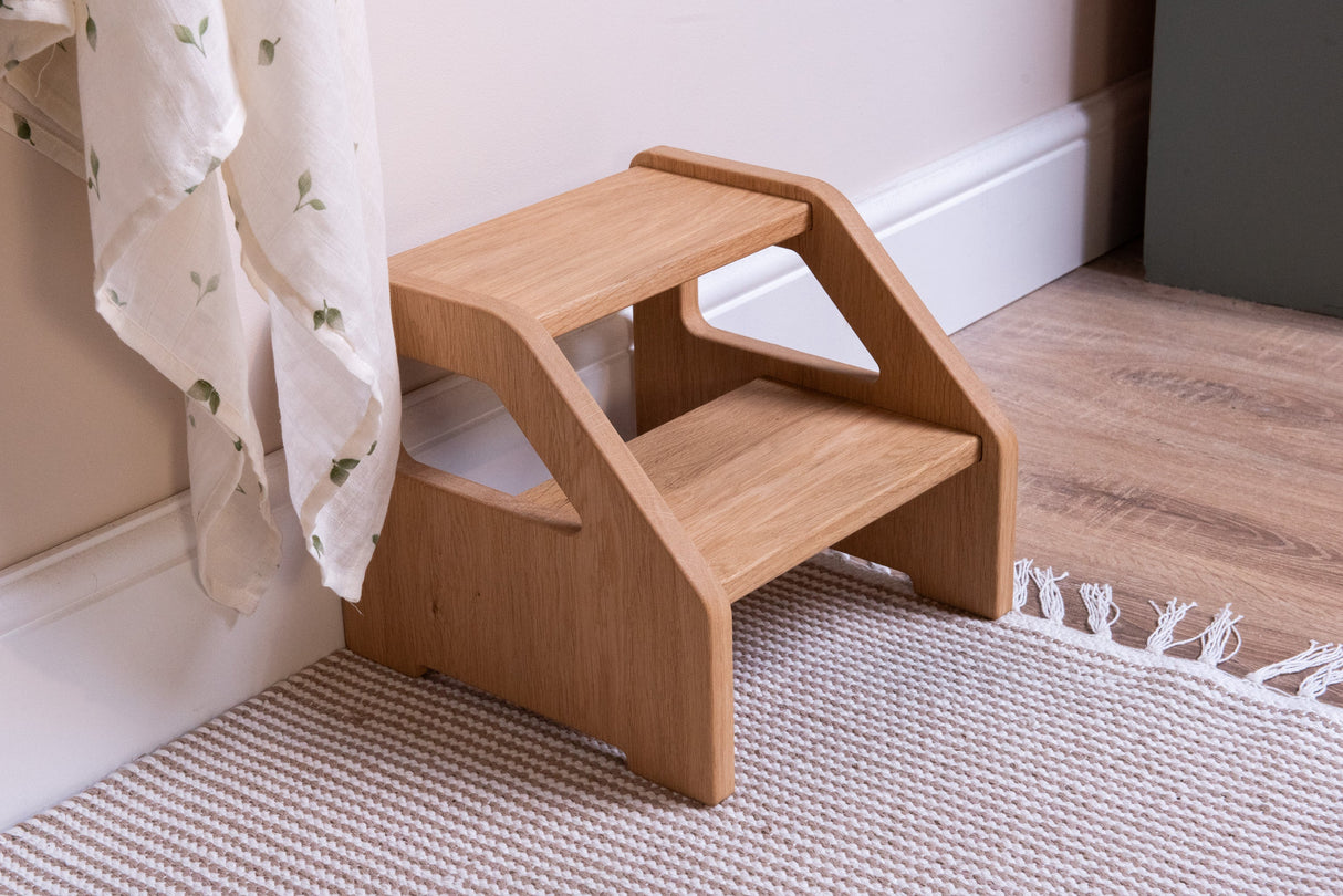 The Nestie Kids Step Stool - Solid Oak