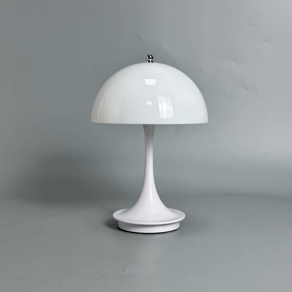 The Luna Lamp