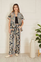 Yumi Black Satin Paisley Print Short Sleeve Shirt