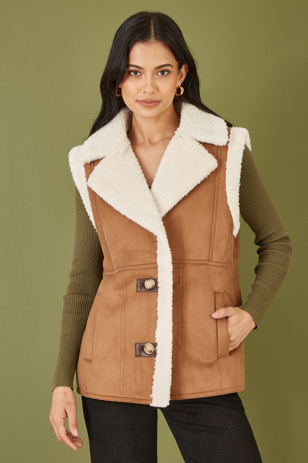 Yumi Brown Sherpa Style Button Up Gilet