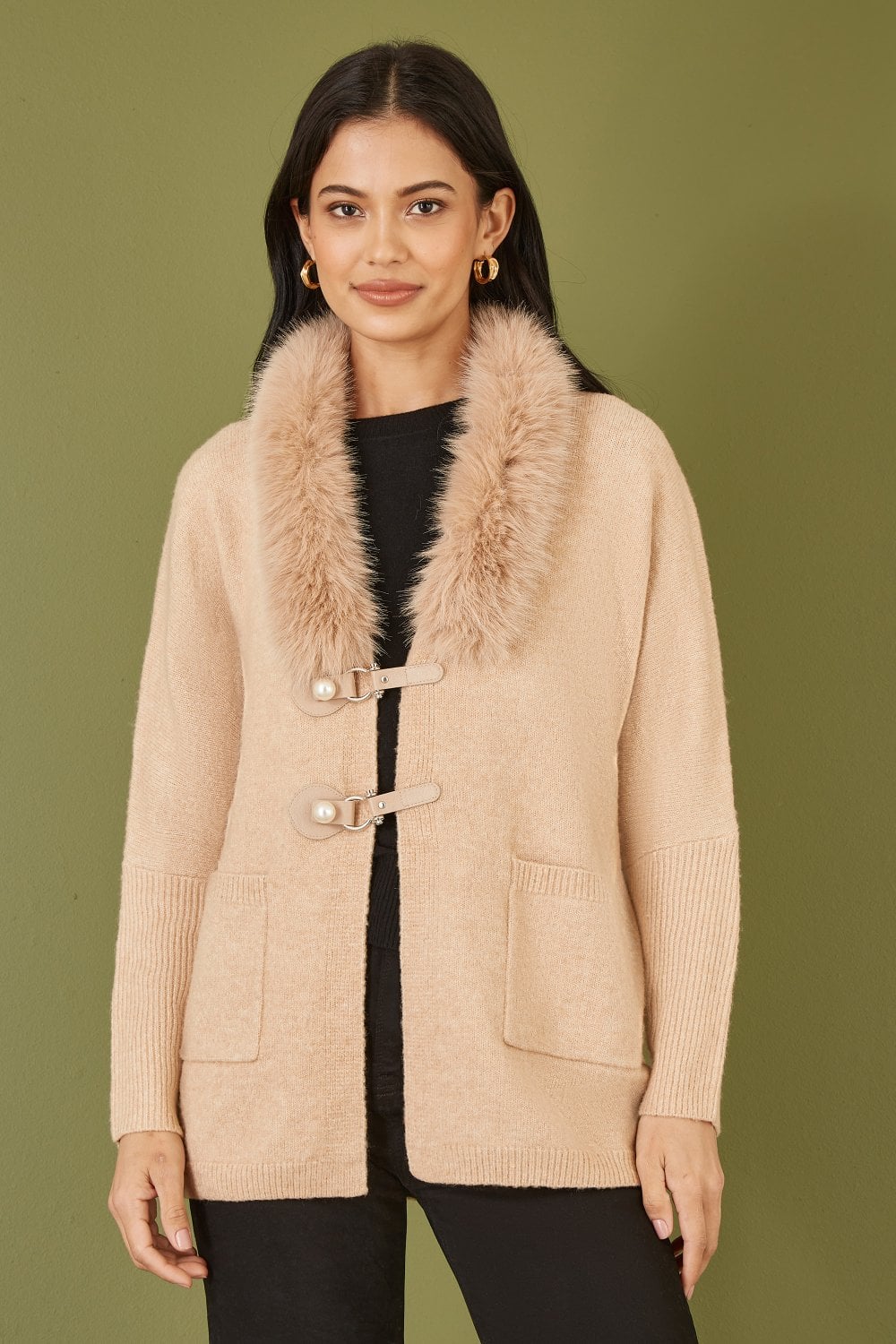 Yumi Oatmeal Cardigan With Detachable Fur Collar Trim