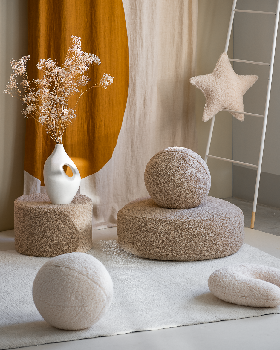 Biscuit Ball Cushion