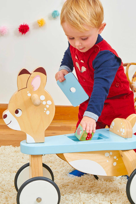 Le Toy Van Ride on Deer