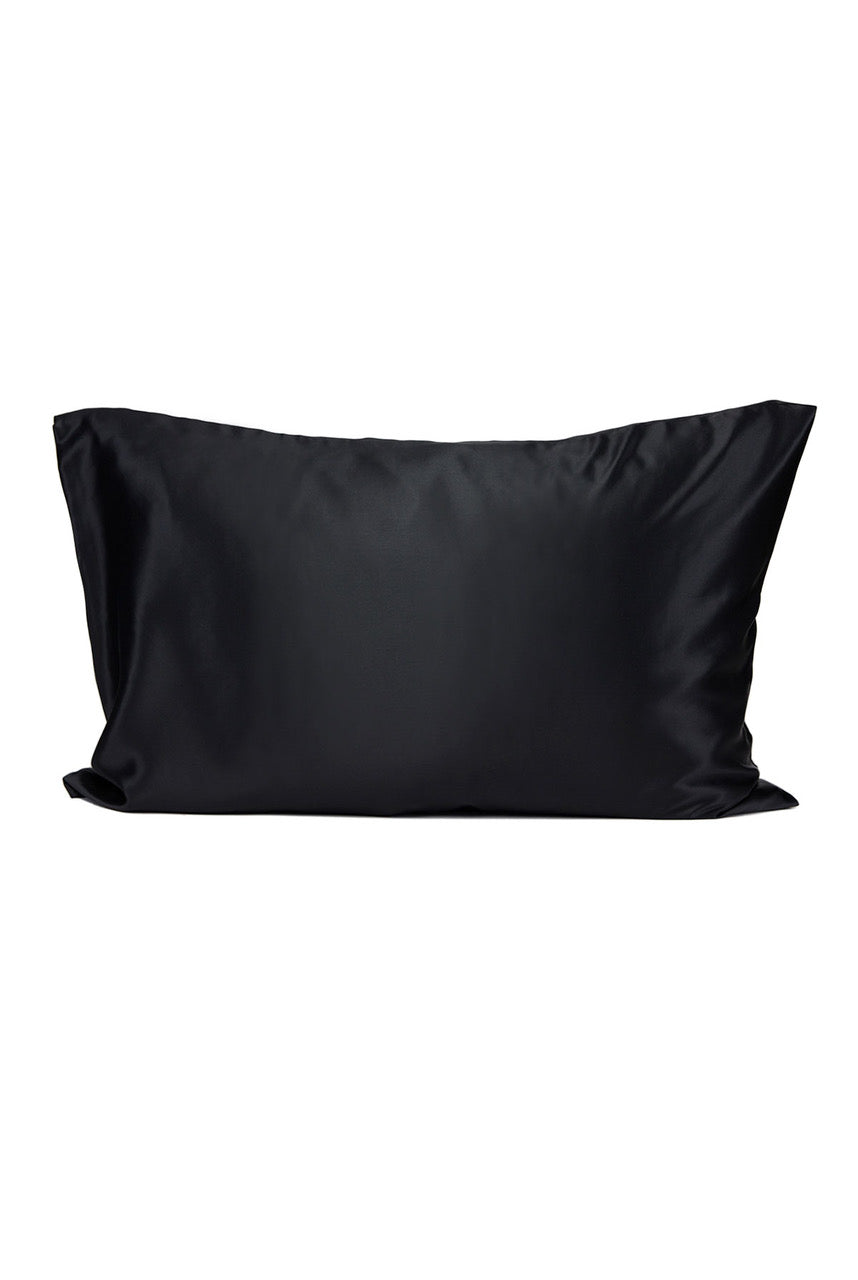 TEYA pillowcase 'back 2 black' 